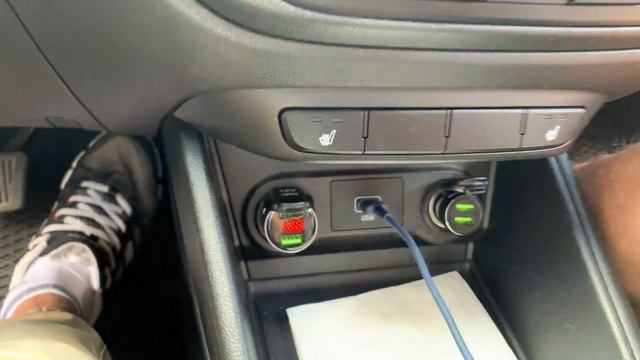 Слабая зарядка на Хёндай Солярисе . Умная зарядка или как вкручивают х..й в ухо дилеры Хёндай смотреть онлайн