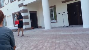 песня " С праздником, с праздником добрые люди..."