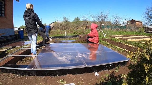 ДАЧА: ПОСТАВИЛИ ТЕПЛИЦУ «ДОМИК» смотреть онлайн