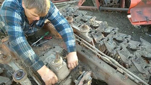 Спасаем жизнь трактору ДТ 75 часть 1. новый донор продлит жизнь. смотреть онлайн