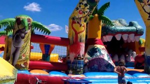 Как надувается батут. Интересно для детей.