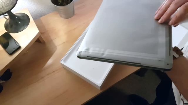 Novo MacBook Pro 2016 (TOUCH BAR) - UNBOXING смотреть онлайн