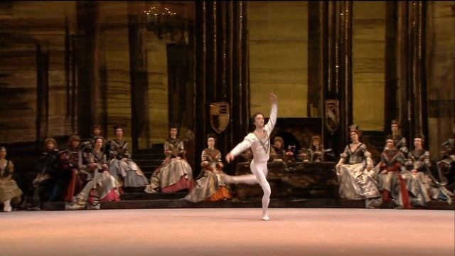 Swan Lake - Pas de Trois (Skvortsov, Tikhomirova, Yatsenko) смотреть онлайн