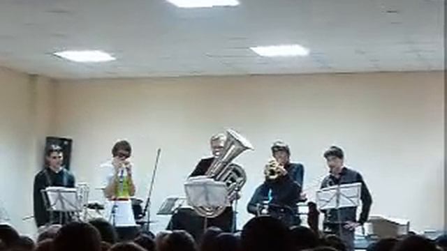 Діксіленд КОМУ - Назва невідома смотреть онлайн