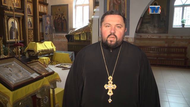 У Гречанах пограбували церкву. смотреть онлайн