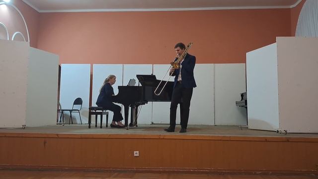 S. STOEVSKY "FANTASY" смотреть онлайн