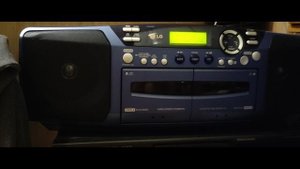 Старый редкий магнитофон LG