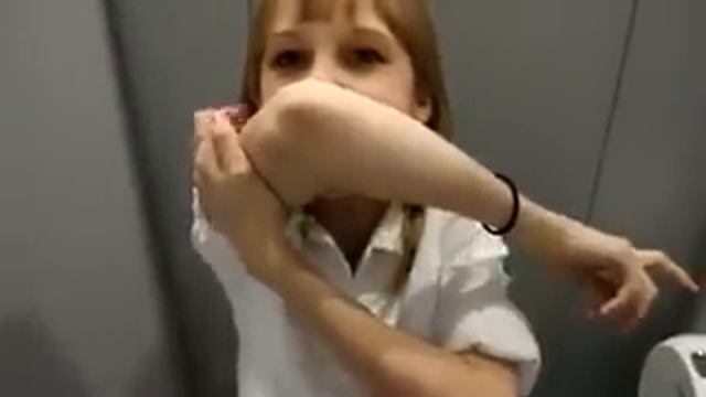 туалет ахах смотреть онлайн