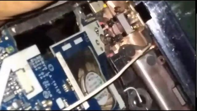 COMMENT APPLIQUER DE LA PÂTE THERMIQUE SUR UN ORDINATEUR PORTABLEPACKARD BELL EASYNOTE TE11HC01FR смотреть онлайн