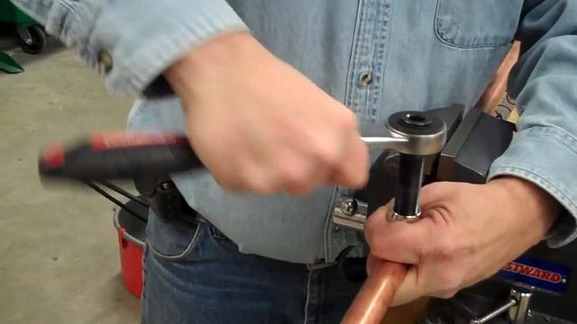 Применение отбортовщика ROTHENBERGER
