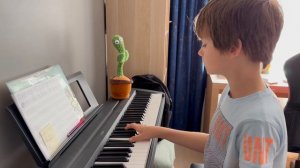 Глеб Кулаков - игра на фортепиано