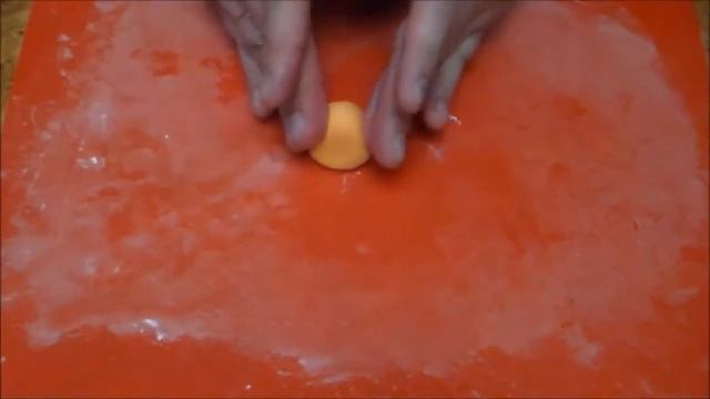 Косметика (6 предметов) из мастики. Мастер класс.