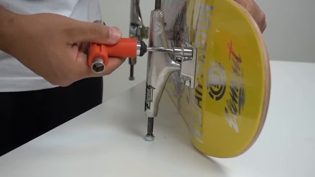 DREAM BUILD SKATEBOARD - NYJAH HUSTON SETUP 2019 смотреть онлайн