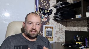 Как отучить собаку лаять на шум в подъезде.