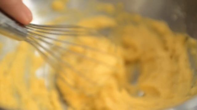 La Carbonara "perfetta". La ricetta di Max Mariola смотреть онлайн