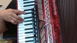 Как играть на аккордеоне танго Черные глаза. Разбор