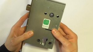 Гардиан 3221 - корпус под личинку, защелка убирается от ключа