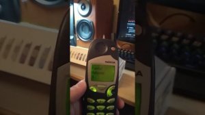 Олды поймут и вспомнят) Маленький обзор телефона моей молодости!