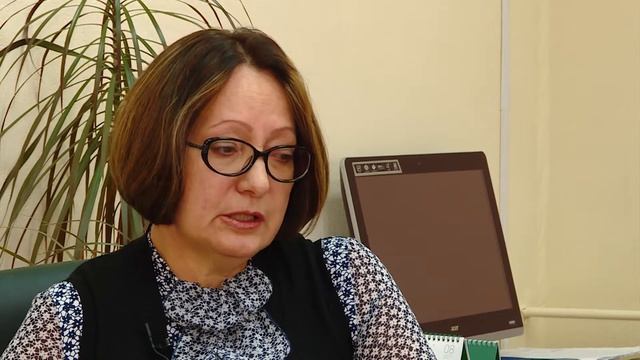 Качели или баки для мусора? смотреть онлайн