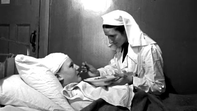 "Дорогая медсестра Анюта" смотреть онлайн