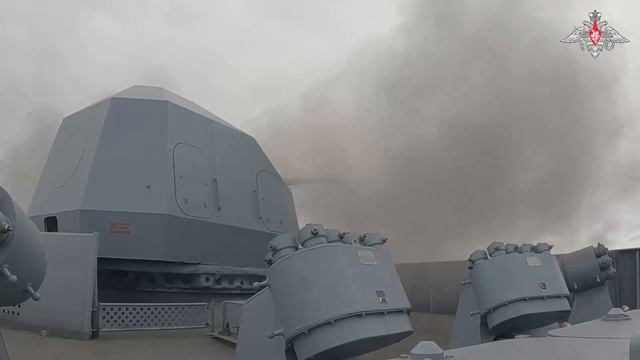 Корабли Северного флота нанесли удар по условному противнику в Баренцевом море