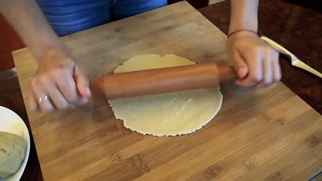 САМЫЙ ВКУСНЫЙ ТОРТ МЕДОВИК В ДОМАШНИХ УСЛОВИЯХ. РЕЦЕПТ МЕДОВОГО ТОРТА СО СМЕТАННЫМ КРЕМОМ ВКУСНО.