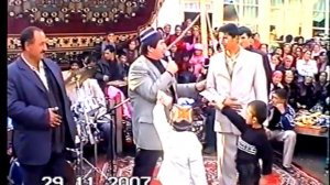 АХРОР  УСМОНОВ    СУХ ТУМАНИДА 2007 ЙИЛ