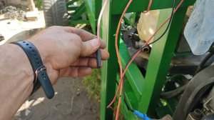 Простое подключение генератора на двигателе Ока , возбуждение генератора через лампочку и диод