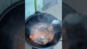 Утка с овощами в казане /Мясо с овощами в казане