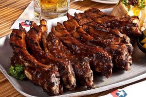 Вкусные сочные свиные ребрышки в духовке