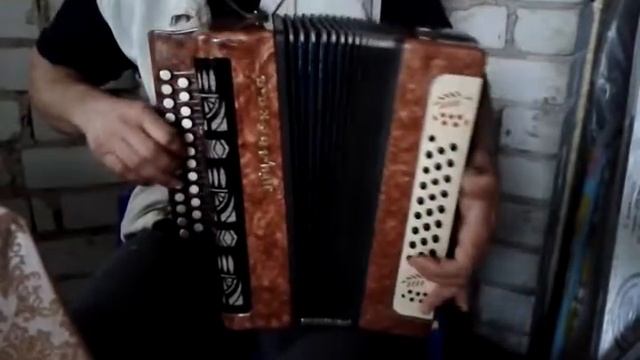 Відеоогляд Гармонь, Гармошка - Тульская 402 смотреть онлайн