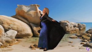 Песня 'Жизнь продолжается' исполняет Светлана Лелюхова