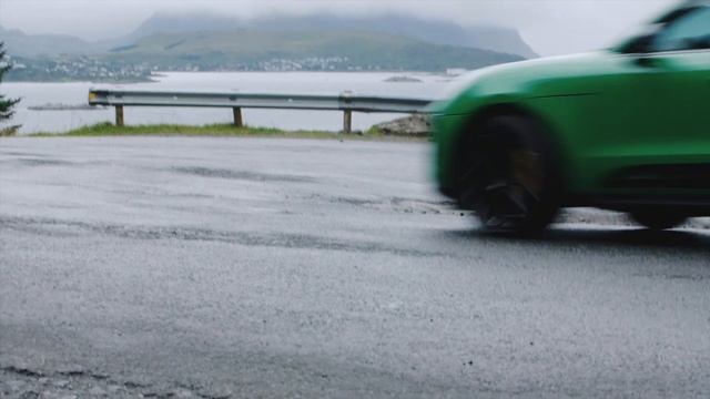 Porsche Macan GTS 2022 440 BHP in Python Green Drive смотреть онлайн