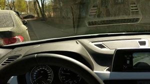 Автопарковка на BMW X1 F48