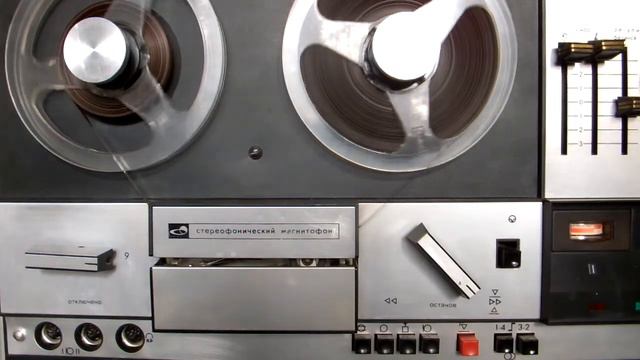 Карел Готт (ЧССР) поет песню "Snowdrifteyes" (Oci snehem zavate) на английском языке.. смотреть онлайн