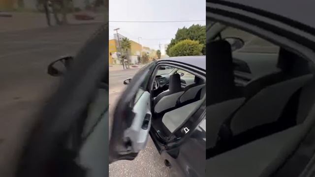 Аренда авто в Лос Анджелесе – прокат Toyota Prius C black 2 | arenda-avto.la смотреть онлайн