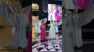Шикарный выход невесты под «Аппак суйуу» с Юлией Руцкой
