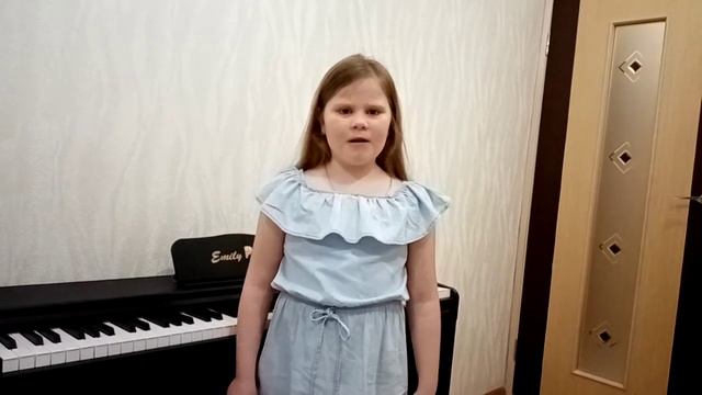 "История в стихах" Мамсина Ксения,8 лет,МАОУ Школа №128,Владимир Степанов — Что мы Родиной зовём? смотреть онлайн