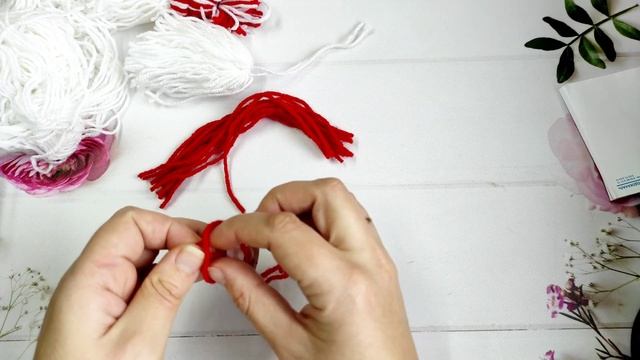 Гномик из пряжи / дед мороз из пряжи / игрушки на ёлку