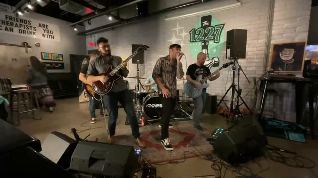 This is a Call - FooVana смотреть онлайн