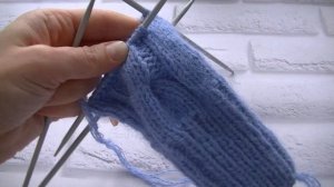 БОМБИЧЕСКИЙ КОМПЛЕКТ ИЗ ПРЯЖИ ПУХ НОРКИ!!! ВЯЖЕМ ВАРЕЖКИ С КОСАМИ В ТРИ НИТИ ПУХ НОРКИ.