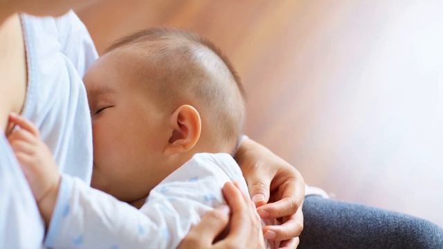 ГРУДНОЕ ВСКАРМЛИВАНИЕ | 8 моментов знакомых каждой кормящей матери смотреть онлайн