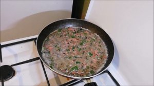 Омлет с шампиньонами и луком, быстро и очень вкусно.