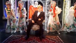 Потолок ледяной, дверь скрипучая! ☃️