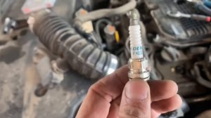 Infiniti fx35 fx37 qx70 S51 VQ35HR G35 G37 G25 замена свечей зажигания replacement spark plugs