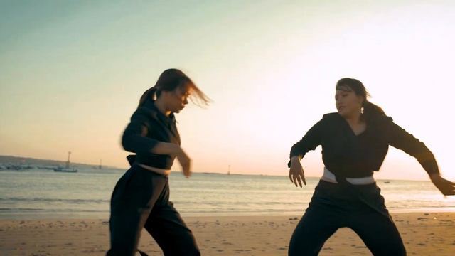 Red Lights - Stray Kids (Bang Chan, Hyunjin) 강박 - 스트레이키즈 (방찬, 현진) | Dance Cover | Unlogic Crew Bali смотреть онлайн