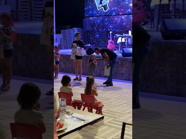 Анимация Quattro family club dem hotel. Турция Алания. Вручение футболки Ульяне смотреть онлайн