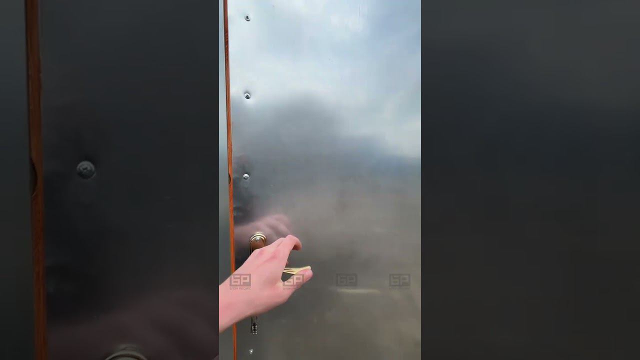 Бытовка БК-2 в вагонке с большим окном смотреть онлайн