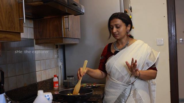 Ginger curry Lime PickleMango pickle  Onam Sadhya   ഇഞചകകറനരങങ അചചർകടമങങ അചചർ