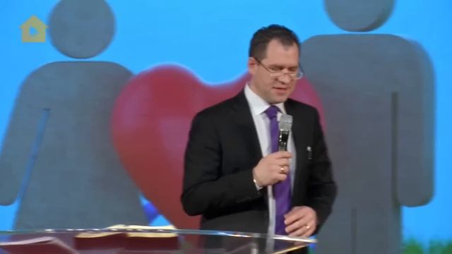 «В присутствии Бога и людей» — проповедует Павел Реннер (Богослужение 12.02.2023) смотреть онлайн